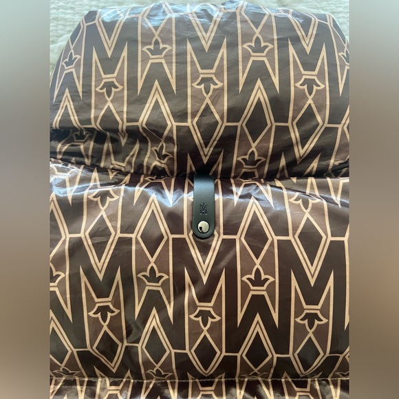 $750 MACKAGE KANE recycled down vest with funnel collar and monogram print M L - Picture 7 of 15